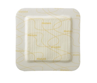 MEDICAZIONE BIATAIN IN SCHIUMA DI POLIURETANO CON BORDO ADESIVO IN SILICONE 10X10 CM 10 PEZZI - Gruppofarmastore.it